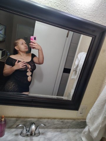 North Bay, CA Female Escort — Kinky GFE + Outcalls & Car Fun - 1