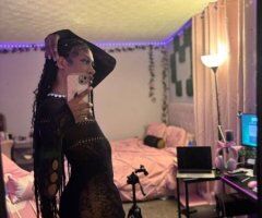 Trans bbc fantasy moma ready to put down on your throat!Dominant and Submissive!! - Image 2