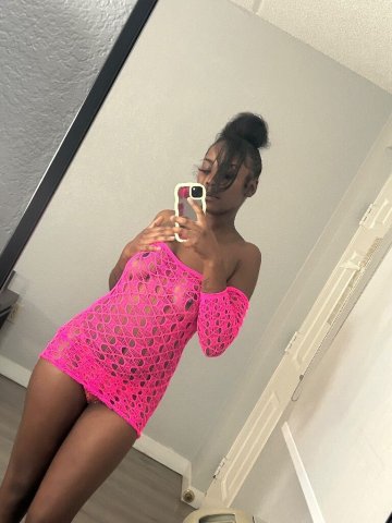 Merced Girl Back — Book Now (26) + FaceTime/Verification - 1