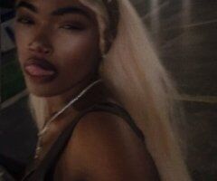 Lafayette Female Escort — Short, Thick Curves, Beginner-Friendly - Image 2