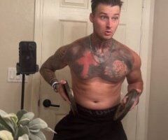 HOT GUY Seeing Females - Image 8