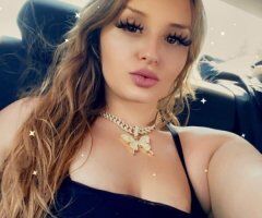 Chicago escorts - Chicagoland Thick Young College Babe — Videochat Verification