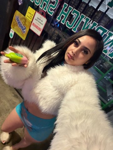Latina Escort (24) — In-Call, Outcall & Cardate - 1