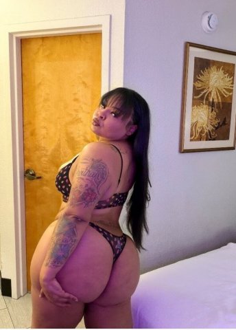 Seattle WA Sexy Girl — Big Tits, Deep Throat & Ride/Twerk - 1