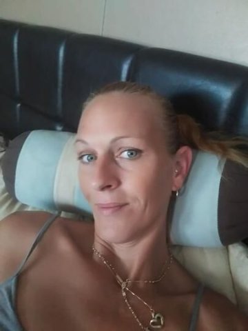 Tampa Female Escort — Outcalls only, video chat, girlfriend can join - 1