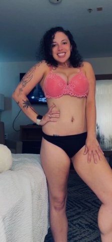 Native Choctaw Female Escort in Knoxville, TN (OF & appt only) - 1