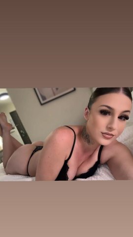 Petite Big Booty In-Call — Young Tight White Girl (23) in Stockton, CA - 1