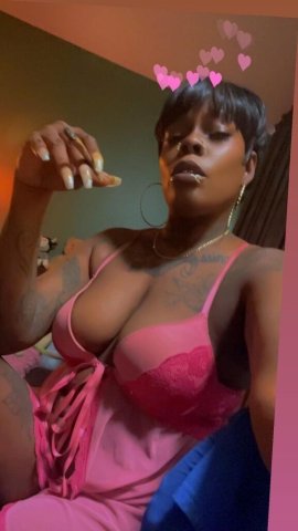 Raleigh-Durham Incall Female Escort — Head Hunter Specials - 1