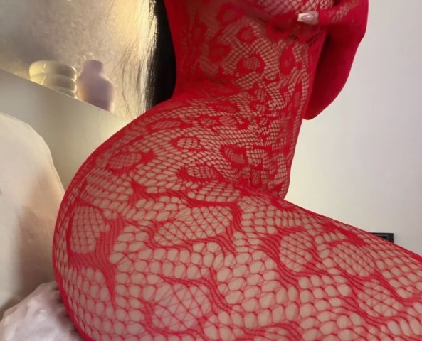 Lina — colombiana joven en Orange County, Hermosa y natural - 1