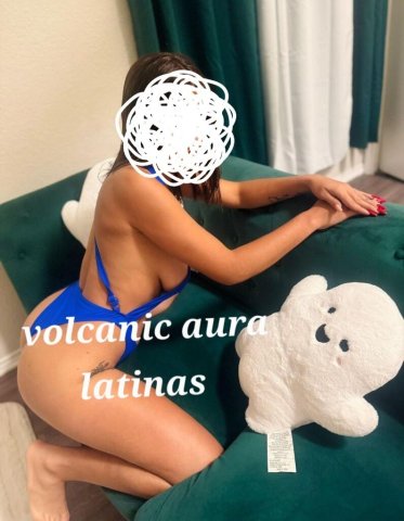 Volcanic Aura Inauguración Latina — terapias de piedras volcánicas - 1