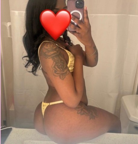 Cleveland Petite Chocolate Female Escort — No Bare, FaceTime Shows - 1