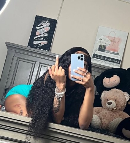 Milwaukee WI Petite In-Call Escort - 1