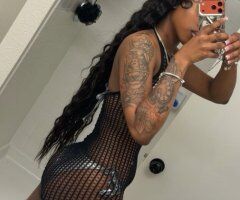 Milwaukee WI Petite In-Call Escort - Image 3