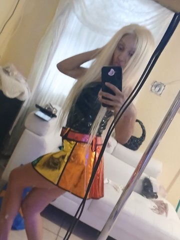 Incall/Outcall Car Fun in Pensacola — Fetish-Friendly BBW/Curvy Queen - 1