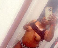 Long Beach escorts - Long Beach Female Escort — car dates, outcall availability