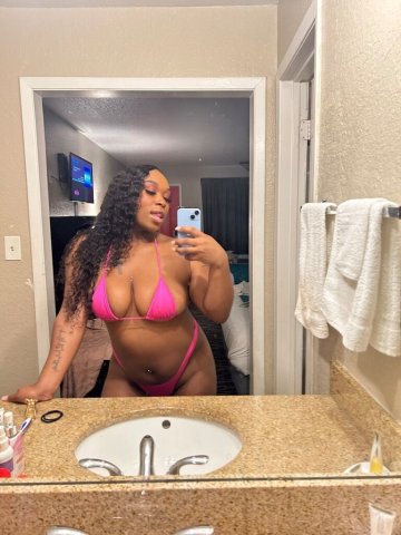 Kandy Luvv — Discrete Incalls/Outcalls, Riverside Rd + Hotels/Private Residences - 1