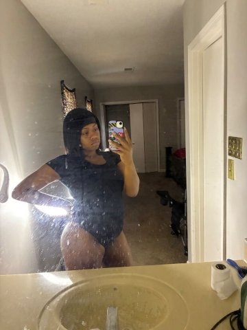 Memphis Female Escort — Pussy & Head Dates - 1