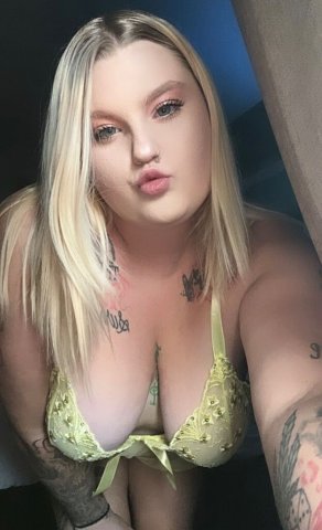 Jonesboro AR PAWG Female Escort — Incall & outcall, foot fetish - 1