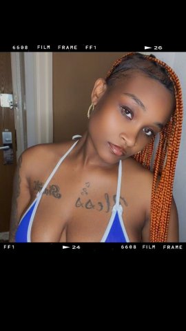 Chicago Female Escort — Facetime Shows & Content, Car Dates - 1