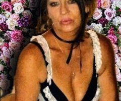 Angela (Mature) — Sensual Erotic B2B Naughty Massage & VIP Table - Image 4