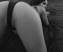 Petite Shreveport Escort — In-calls, Outcalls, FaceTime & Overnights - Image 4