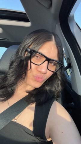 Honolulu Petite Latina Female Escort — Boyfriend Treatment & Extras - 1