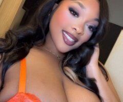 Tysons Corner Visiting — Super Busty Curvy-Fit Dream Girl (Kinks Welcome) - Image 5