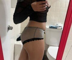 Slim Redbone Tight & Wet — Chicago Female Escort - Image 2