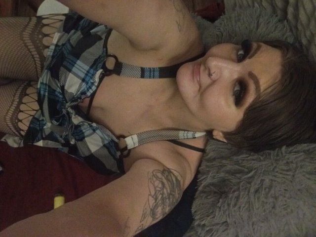 Akron Areas BBW Female Escort — In-call full service, massage add-ons - 1