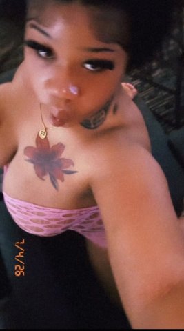 Savannah GA Queen Size Big Booty Blender Bianca - 1