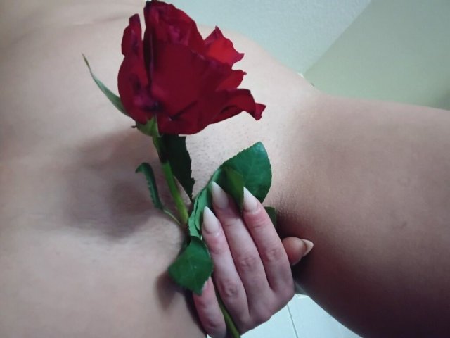 Vero Beach Female Escort — WhatsApp video verification - 1