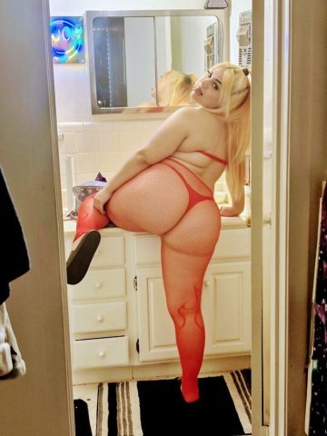 Sexy Blonde Latina — Dallas Female Escort (High Five 28) - 1