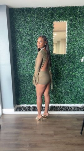 Golden Desire — 25-Year-Old Female Escort (Inland Empire) — Text Scheduling, Outcalls with Uber - 1