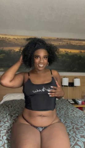 Rocky Mount Female Escort — Upscale discreet date outings - 1
