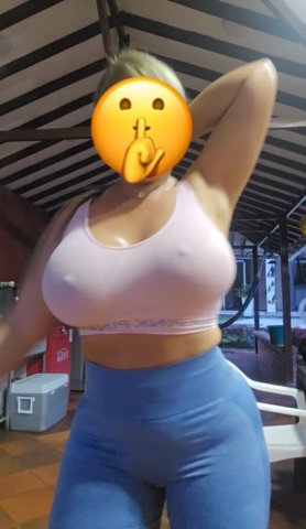 Mature 36-Year-Old Woman Escort — Hudson Valley - 1