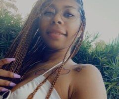 Chicago escorts - Chicago Petite Tattooed Female Escort — Incalls Only