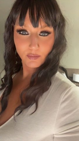 Vanity — Female Escort in Springfield, MO (incall & outcall) - 1