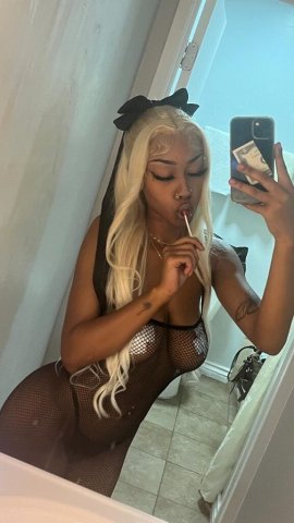 Long Beach CA Let’s Play — Secrettfoxx 22 - 1