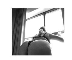Norfolk, VA Italian Snowbunny — Exotic Treat - Image 3