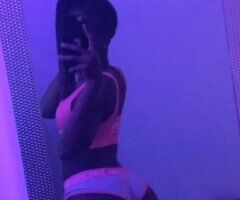 Chloe — Upscale Female Escort (Incalls, Dates & Overnights) in Chicago - Image 5