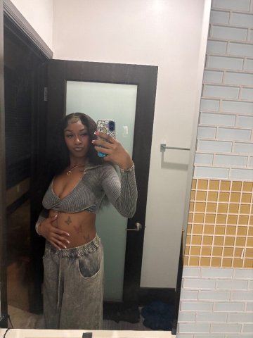 Bakersfield, California Female Escort — Adult Dancer & Throatgoat Service - 1