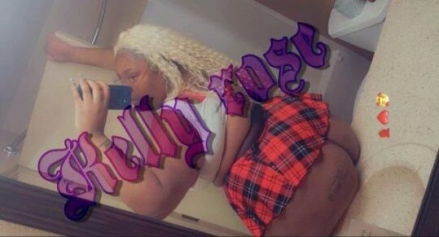 Twins Escort in North Jersey — 2 Girls Kissing Twins - 1