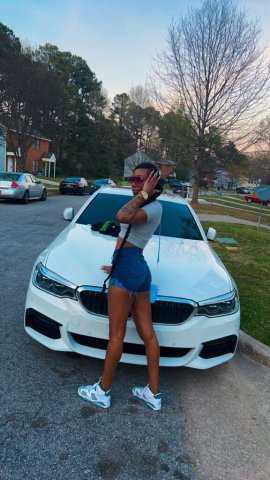 Raleigh-Durham Female Escort — Real pictures, no games - 1