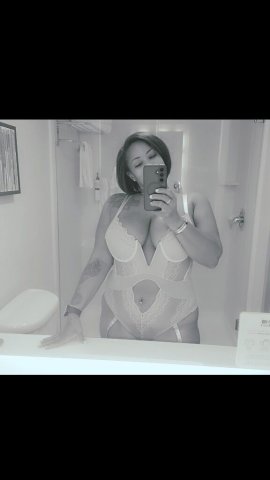 Sarasota/Bradenton, Florida Independent Female Escort — Gentle, no car dates - 1