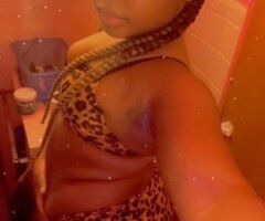 Detroit Female Escort — natural look, grown & mature, no kids - Image 8