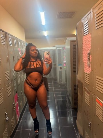 Rapid City Female Escort — FaceTime Sessions Available, Deposit Required - 1
