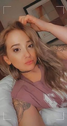 Athens, OH Female Escort — Conversation and Southern-tinged charm - 1