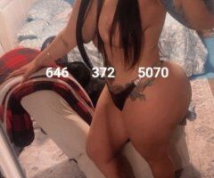 Chica latina en el Bronx — solo deliveries - Image 3
