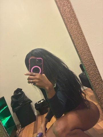 Manhattan Petite Upscale Escort — Incalls & Outcalls - 1