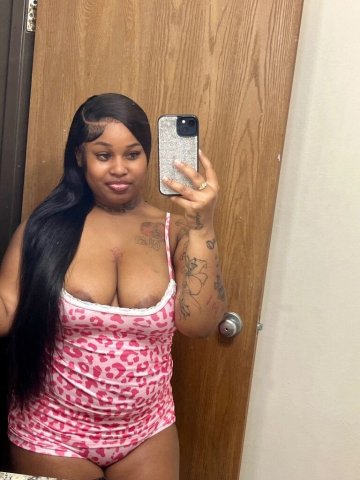Exotic Creamer — Charming & Seductive 22 (No GFE/No Anal/No Bare) - 1